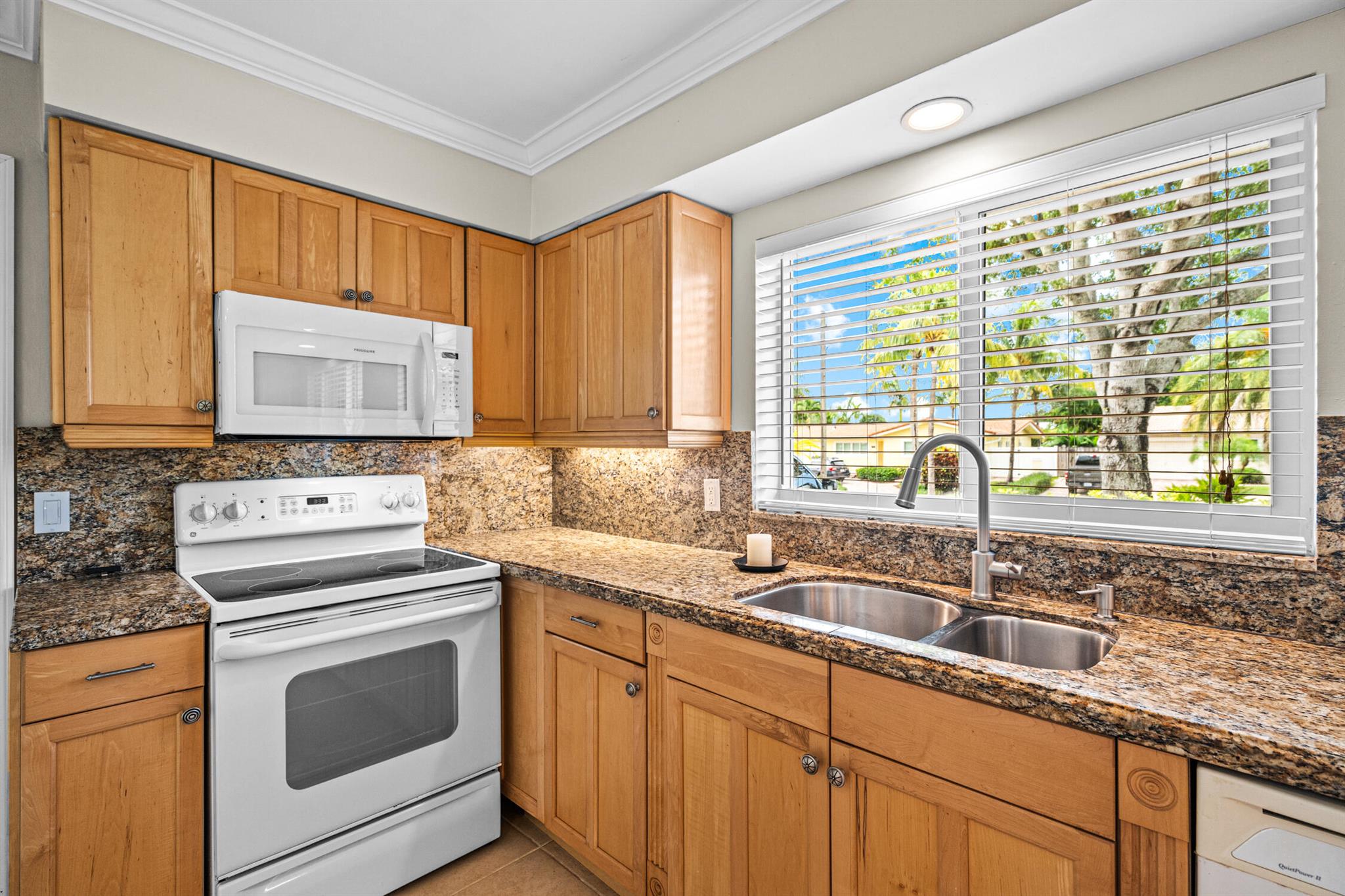 1260 SW 9th Street