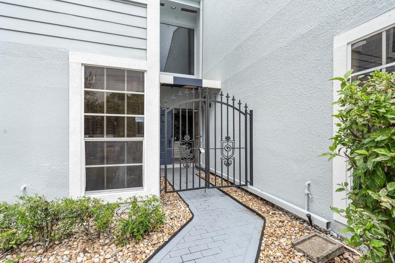 6109 Old Court Road 238