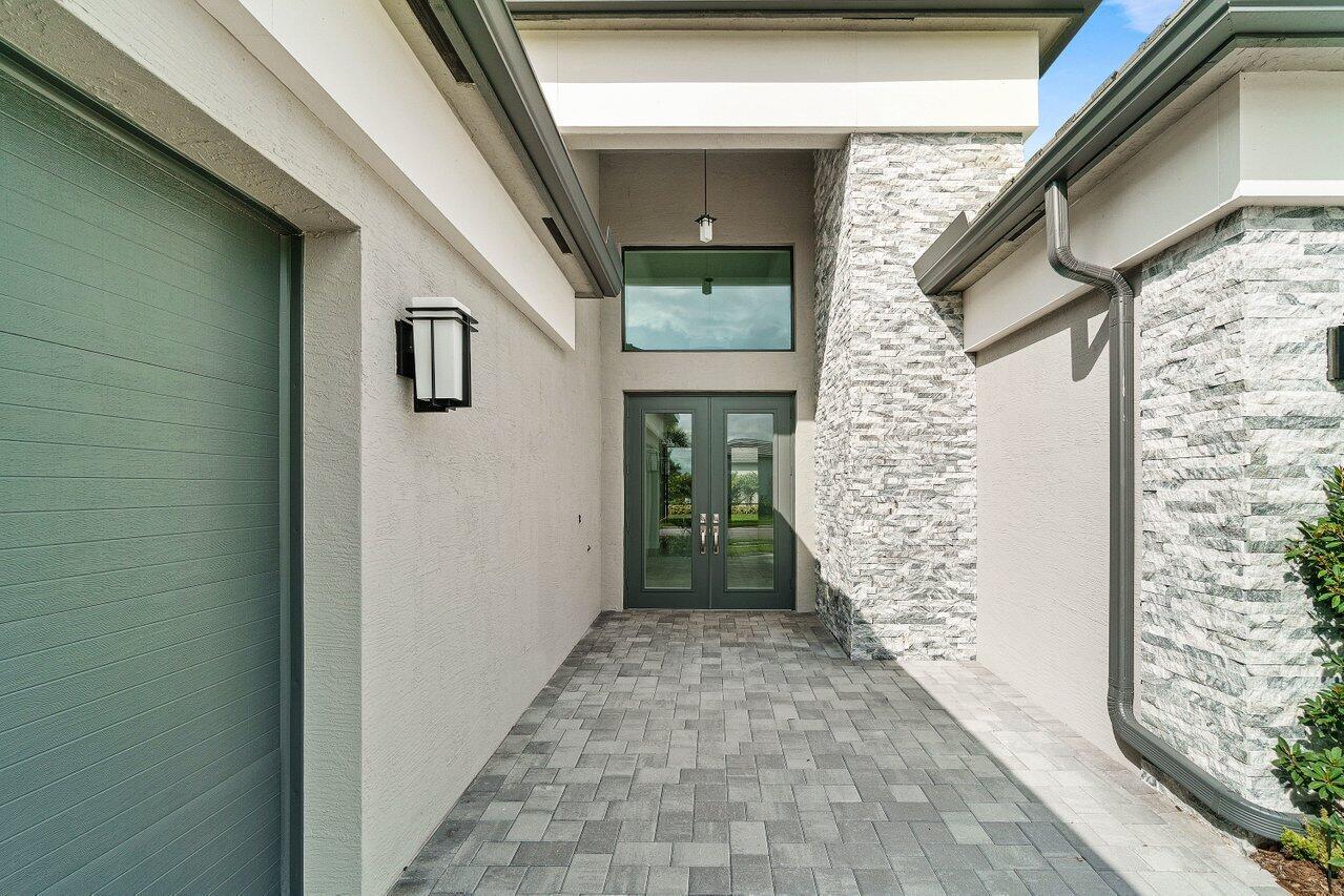 10925 Glen Orchard Lane