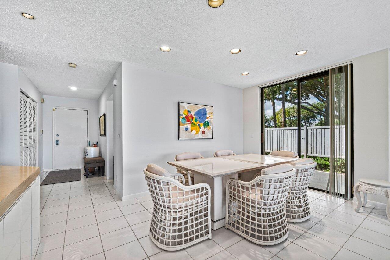 17 Eastgate Drive A
