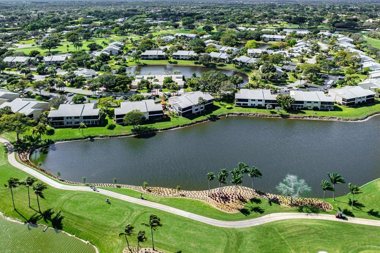 17 Eastgate Drive A