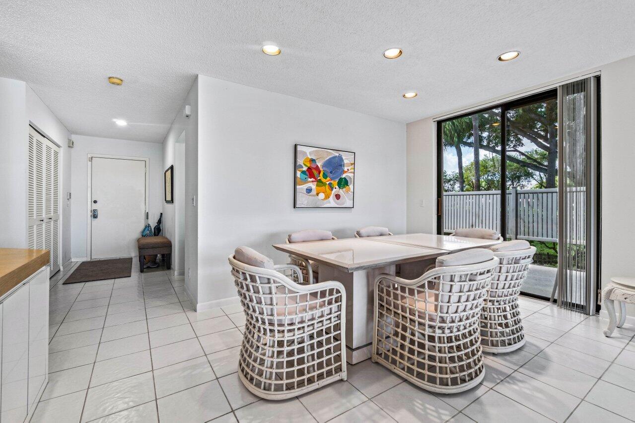 17 Eastgate Drive A
