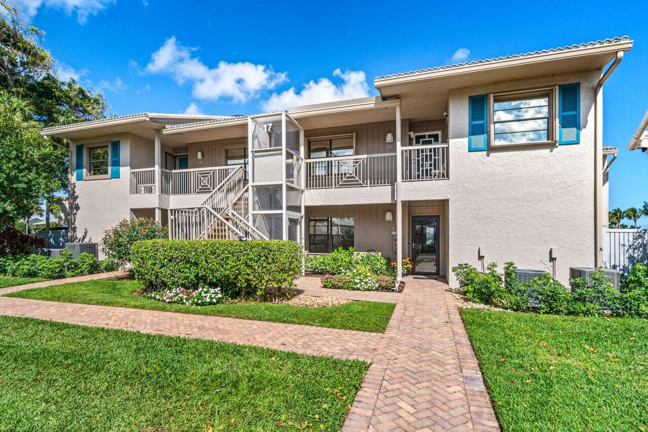 17 Eastgate Drive A