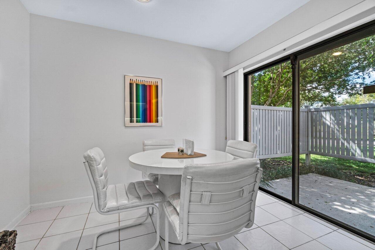 17 Eastgate Drive A