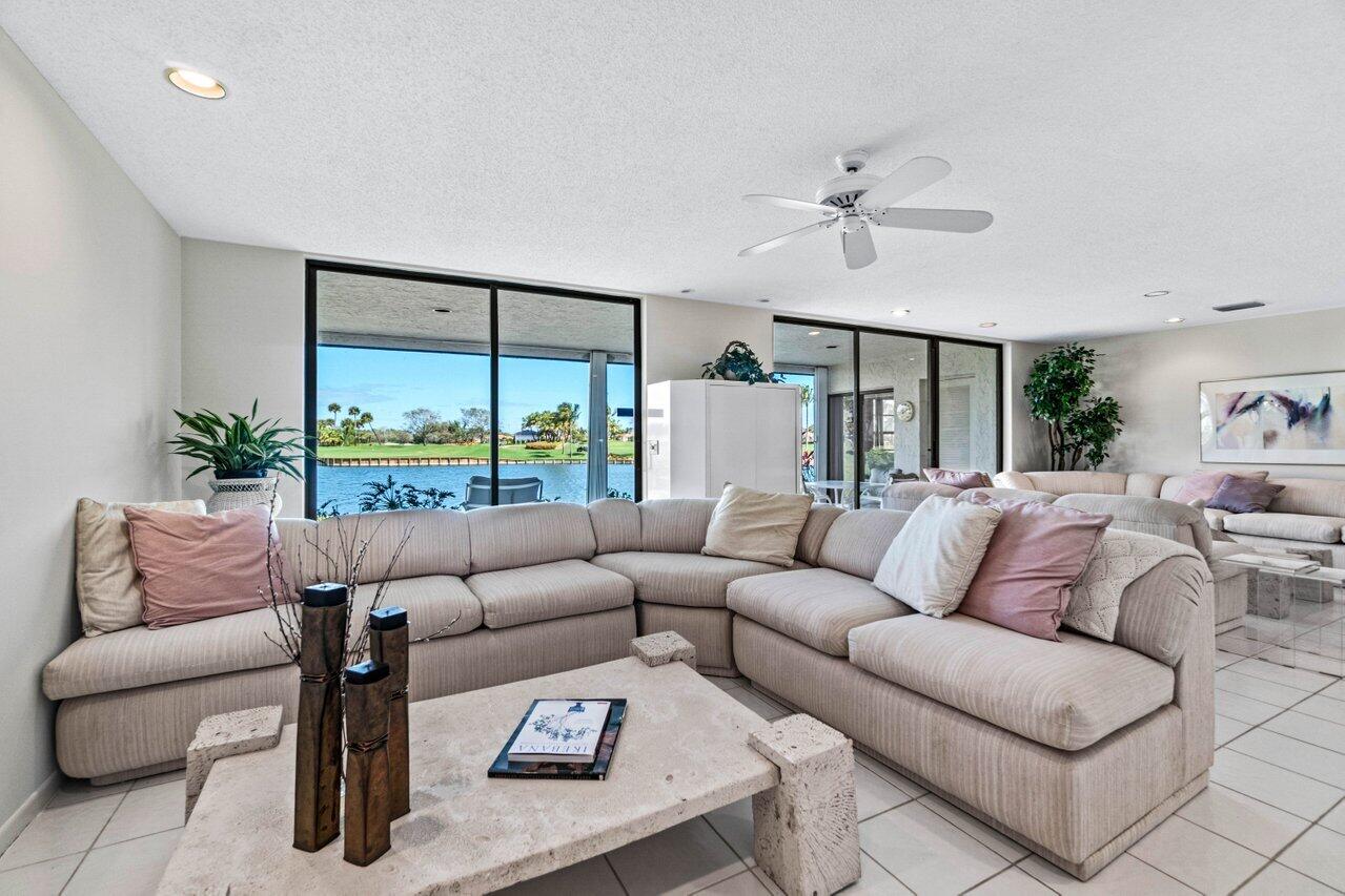 17 Eastgate Drive A