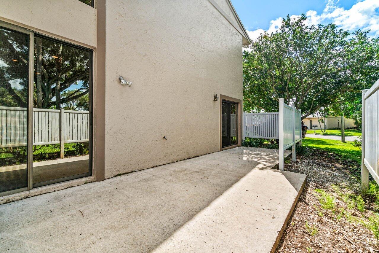 17 Eastgate Drive A