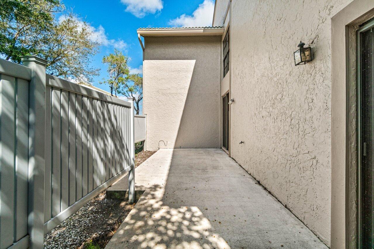 17 Eastgate Drive A