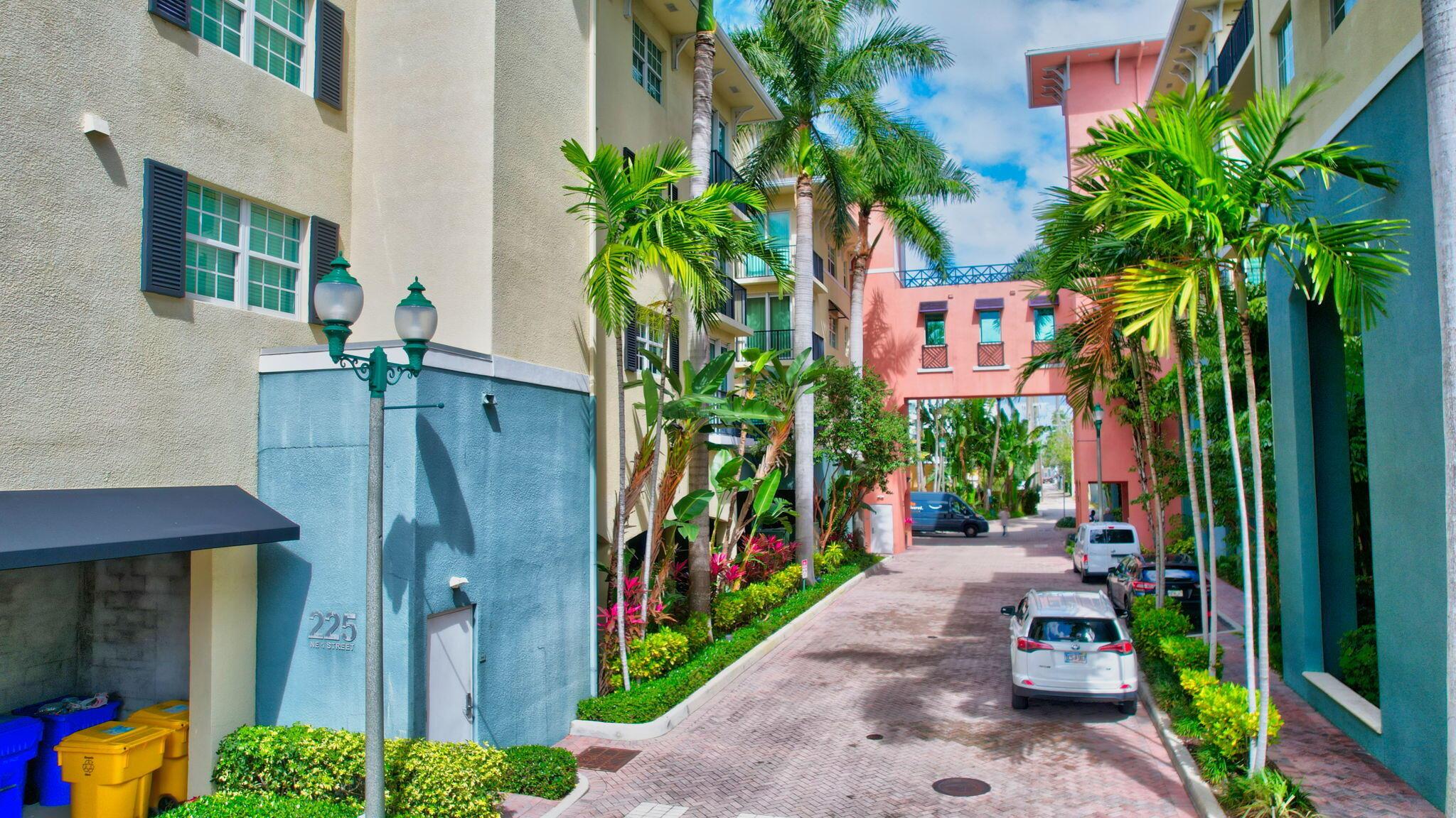 225 NE 1st Street 214