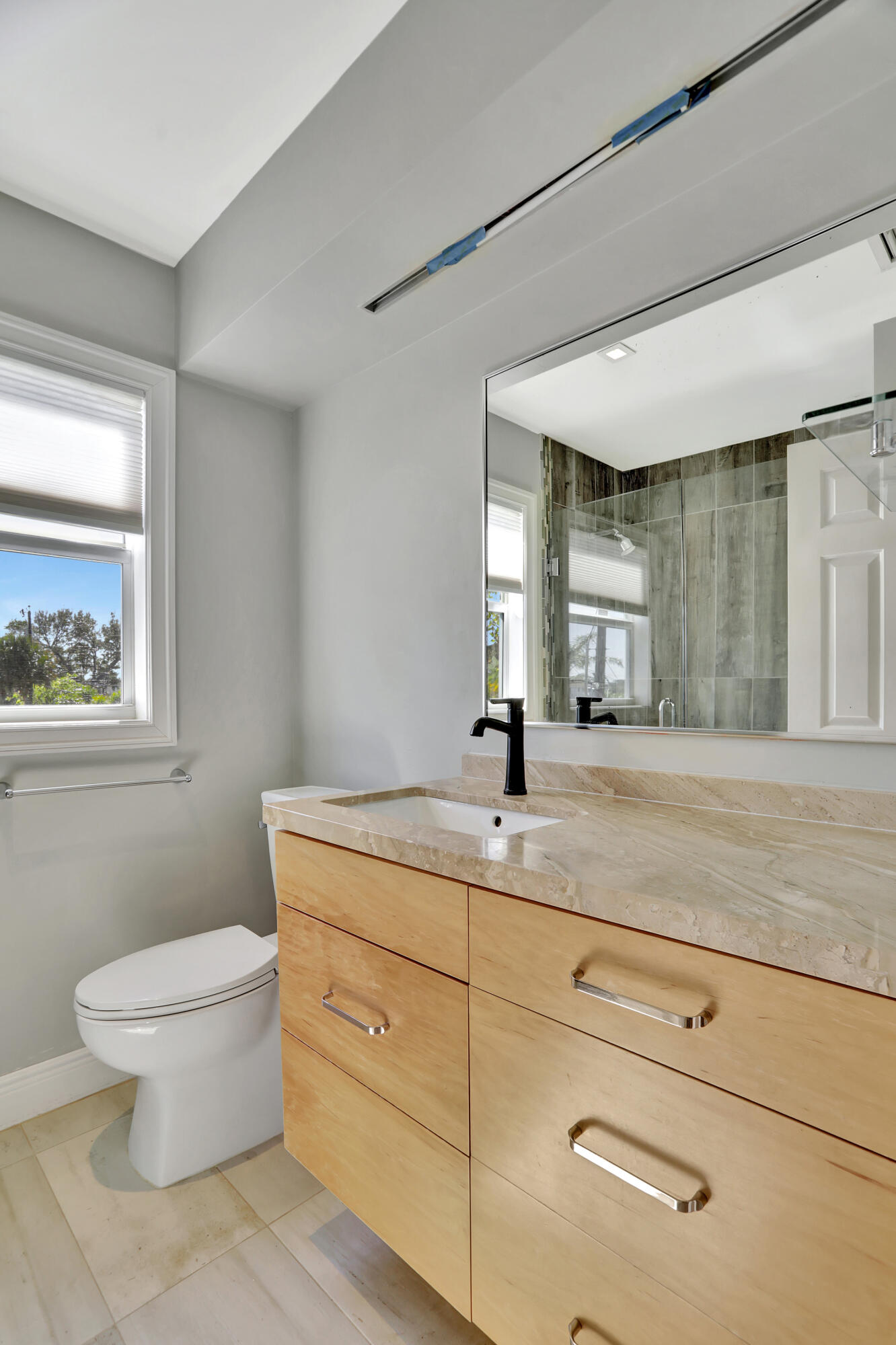 810 NE 4th Street, Deerfield Beach