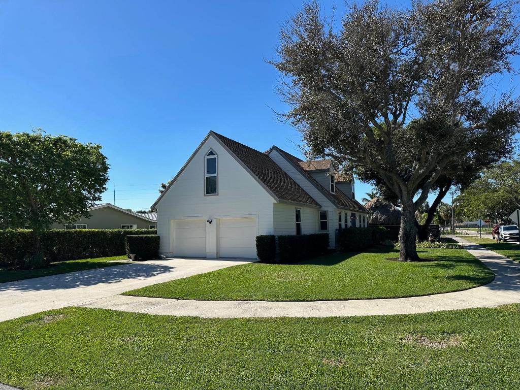 810 NE 4th Street, Deerfield Beach