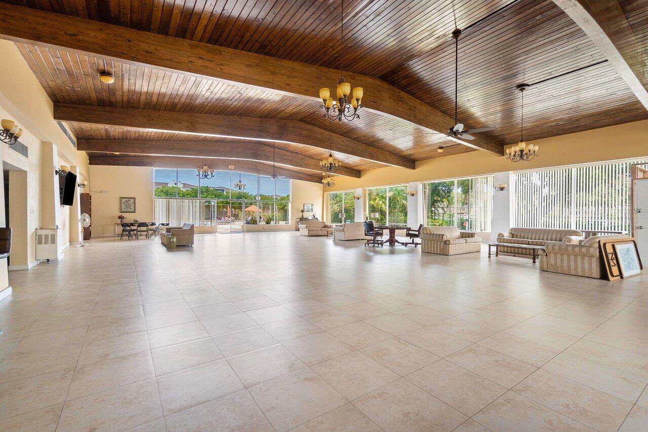 480 Executive Center Drive 1b