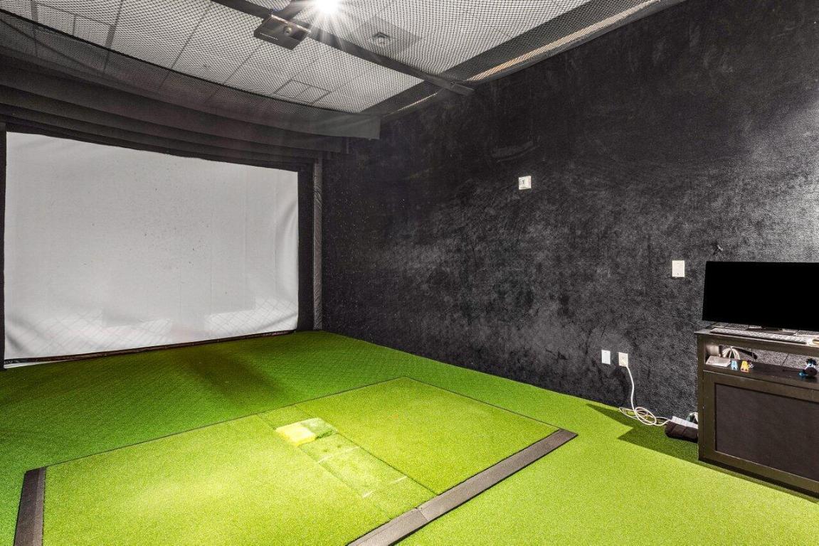 1 N Ocean Boulevard 1607