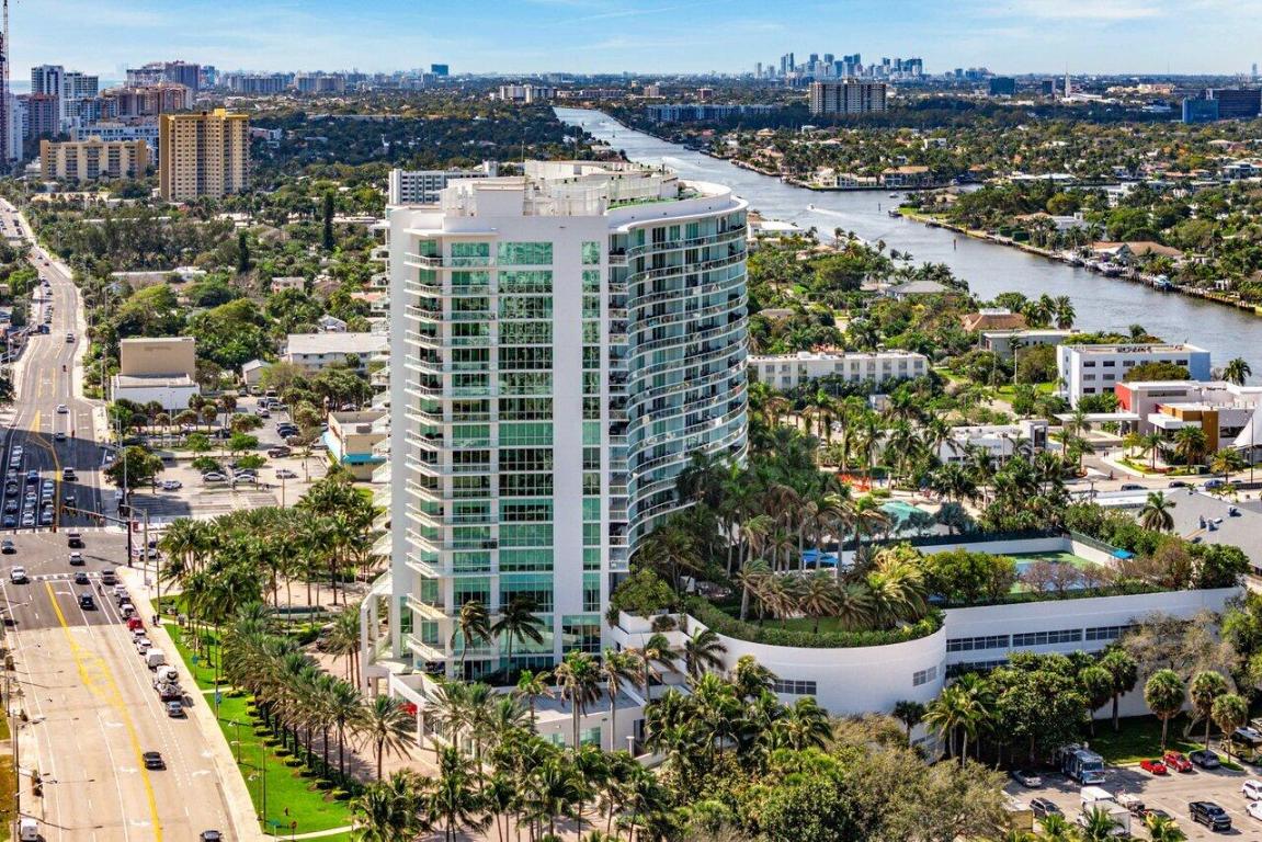 1 N Ocean Boulevard 1607