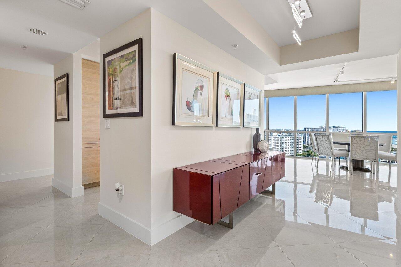 1 N Ocean Boulevard 1607