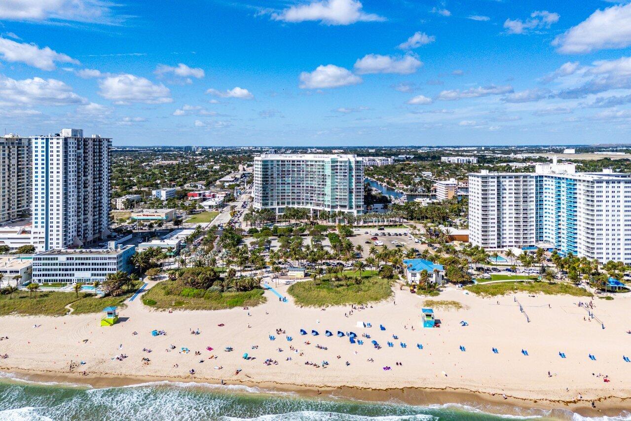 1 N Ocean Boulevard 1607