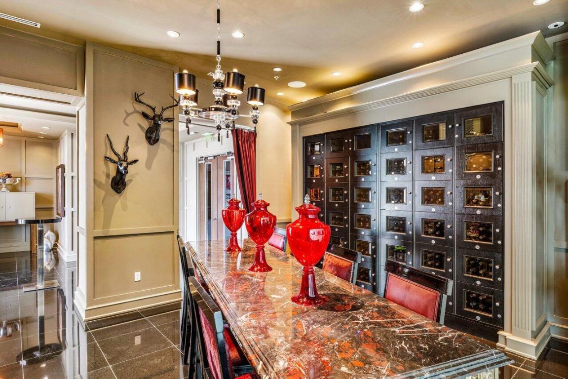 1 N Ocean Boulevard 1607