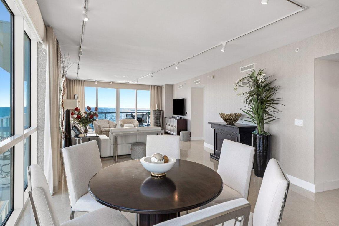 1 N Ocean Boulevard 1607