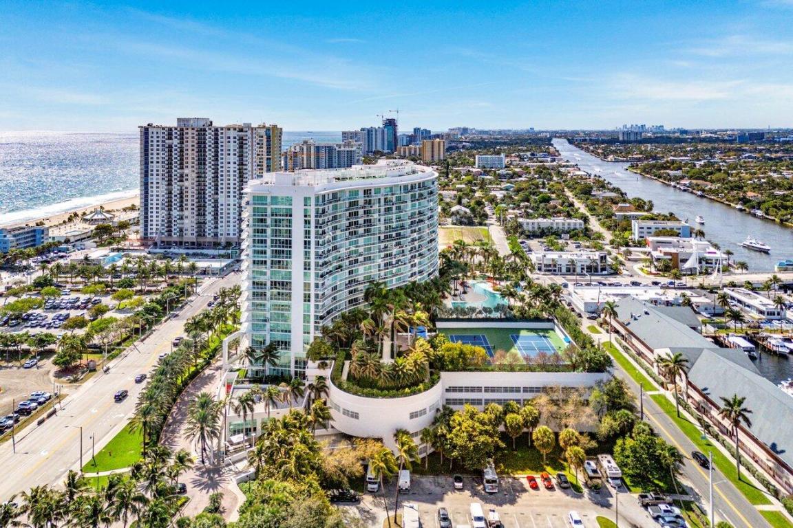 1 N Ocean Boulevard 1607