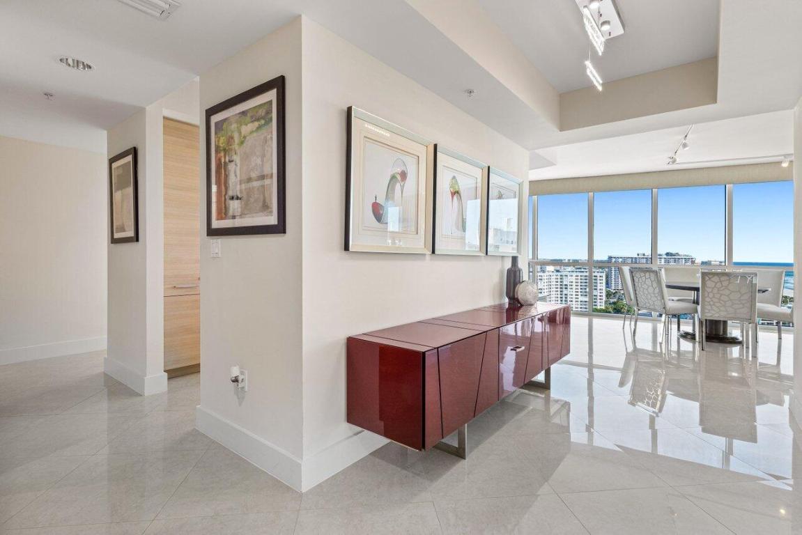 1 N Ocean Boulevard 1607