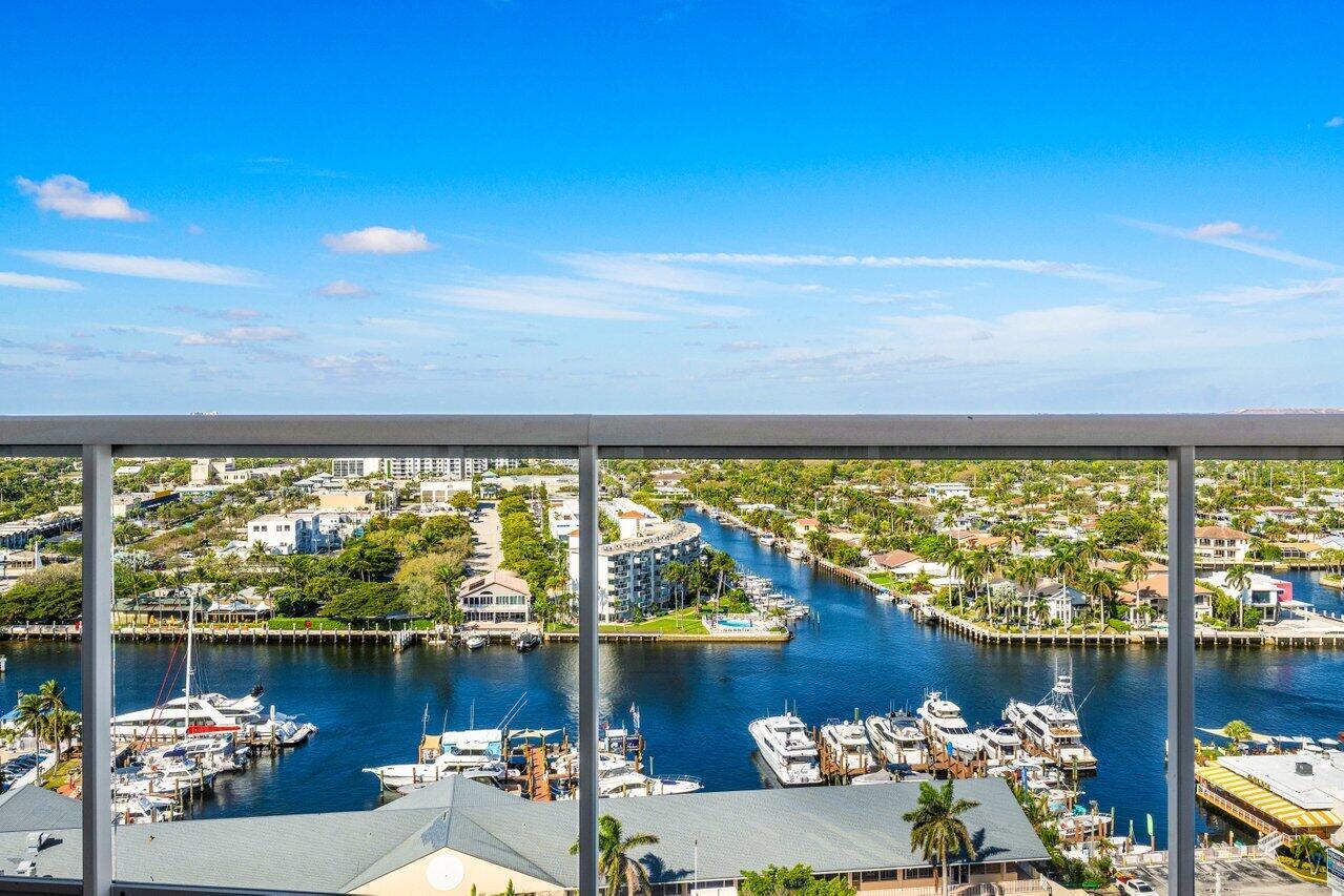 1 N Ocean Boulevard 1607