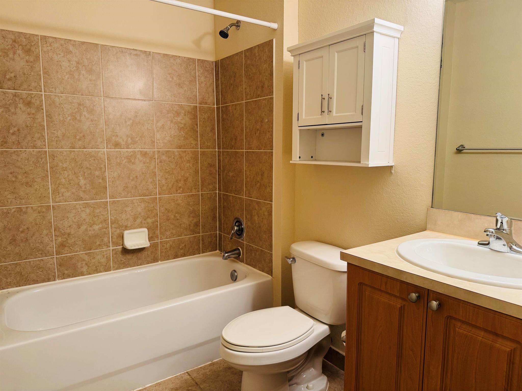 6679 Old Farm Trail