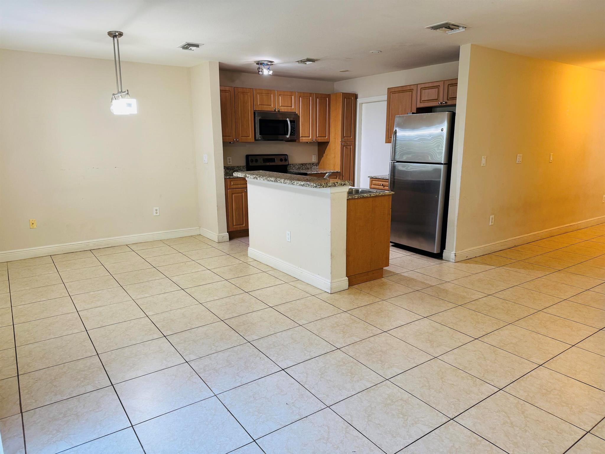 6679 Old Farm Trail