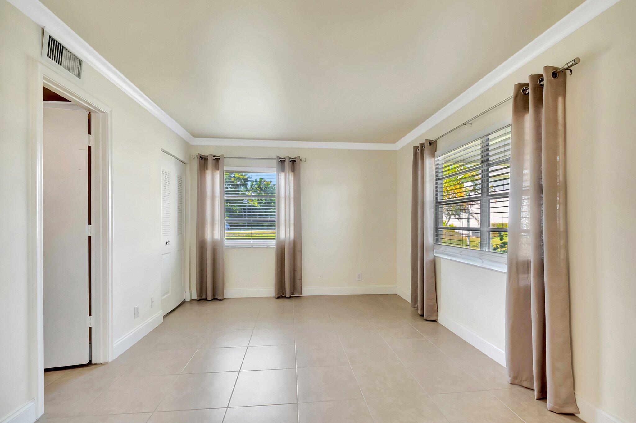 2840 SW 13th Street 104