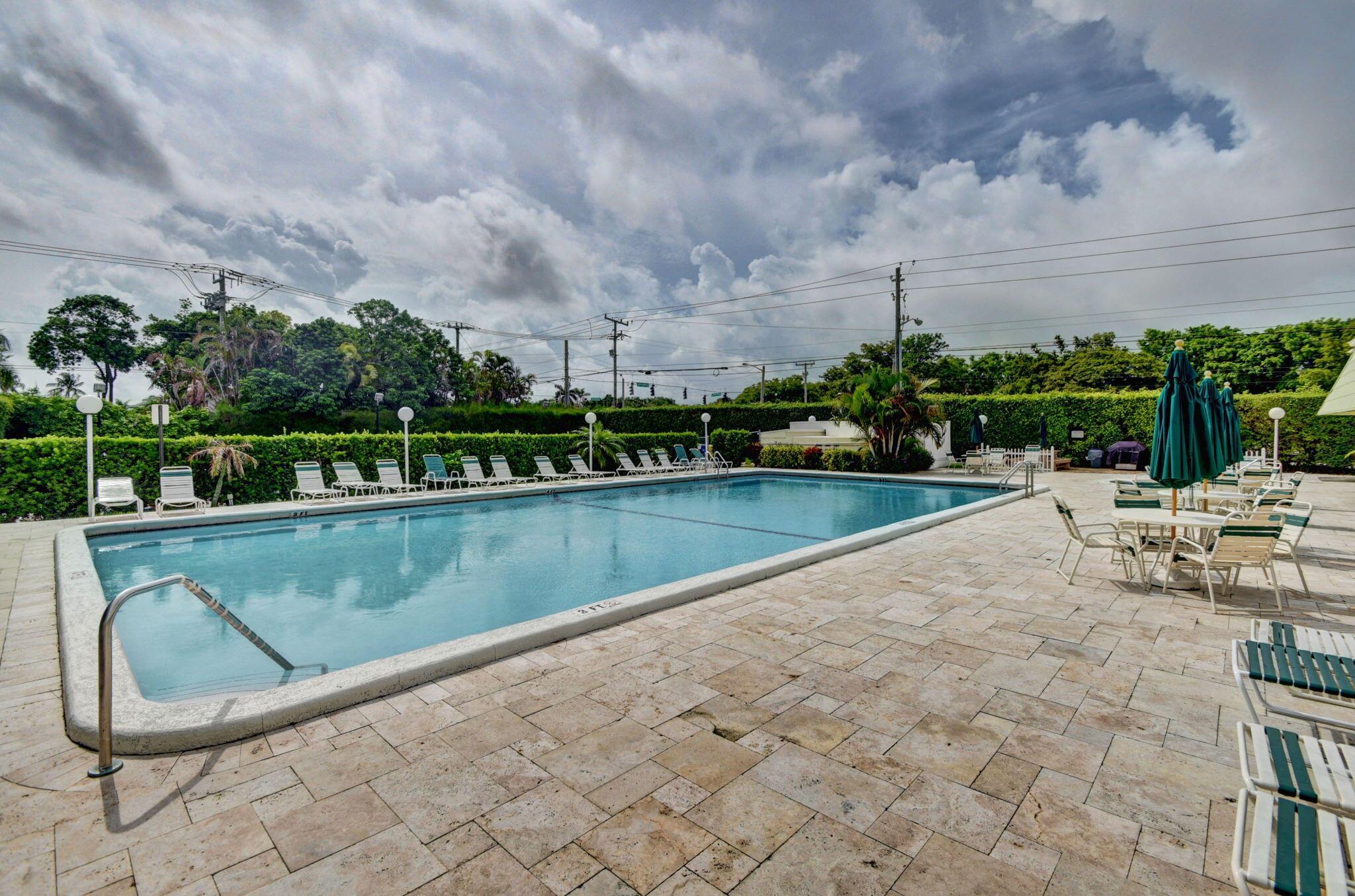 2840 SW 13th Street 104