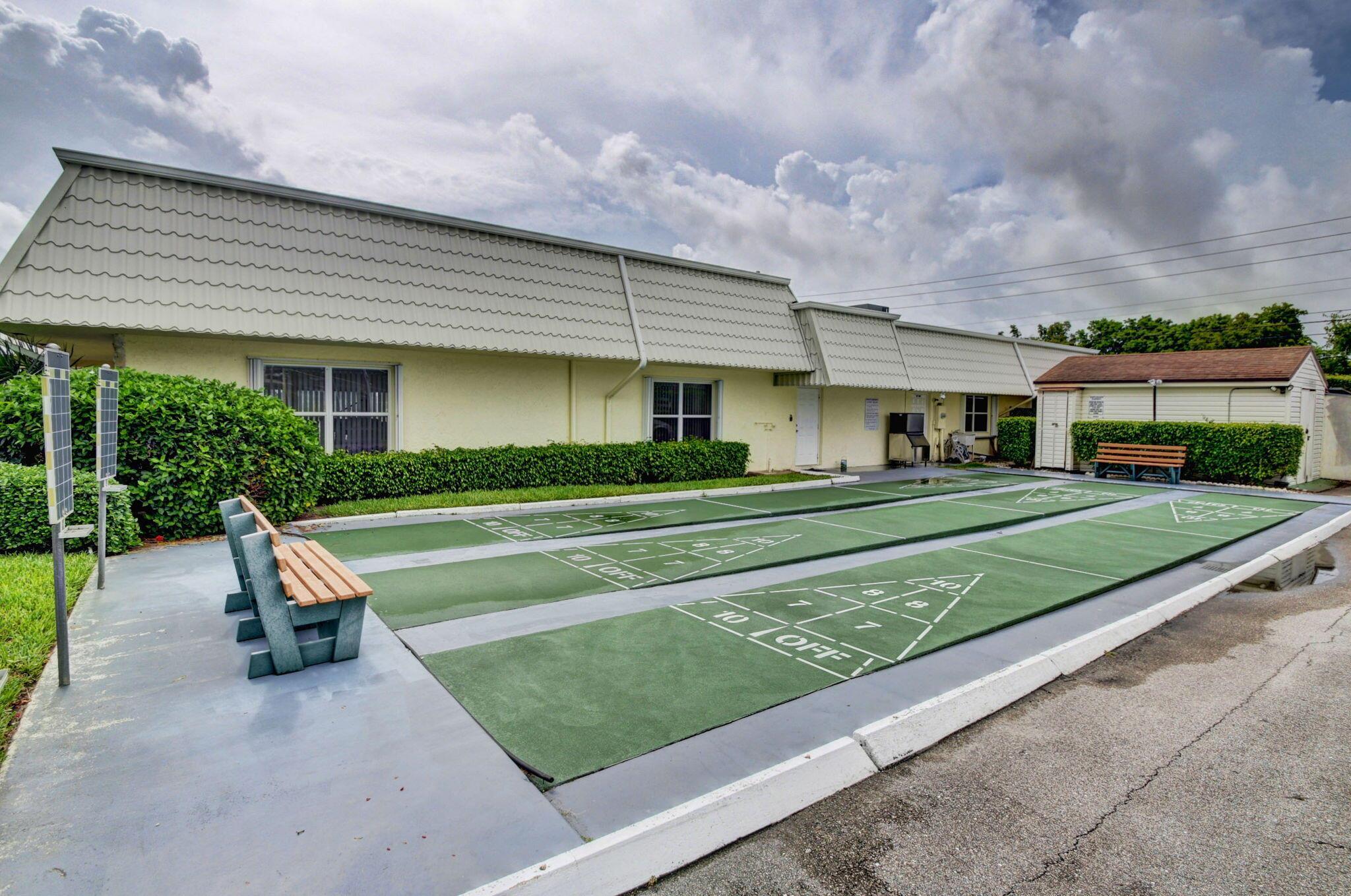 2840 SW 13th Street 104