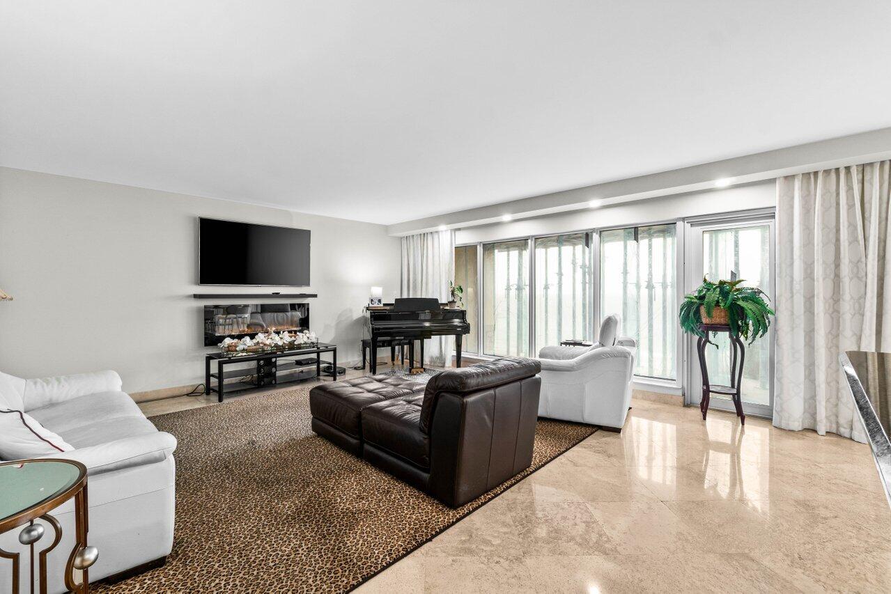 4301 N Ocean Boulevard 1107