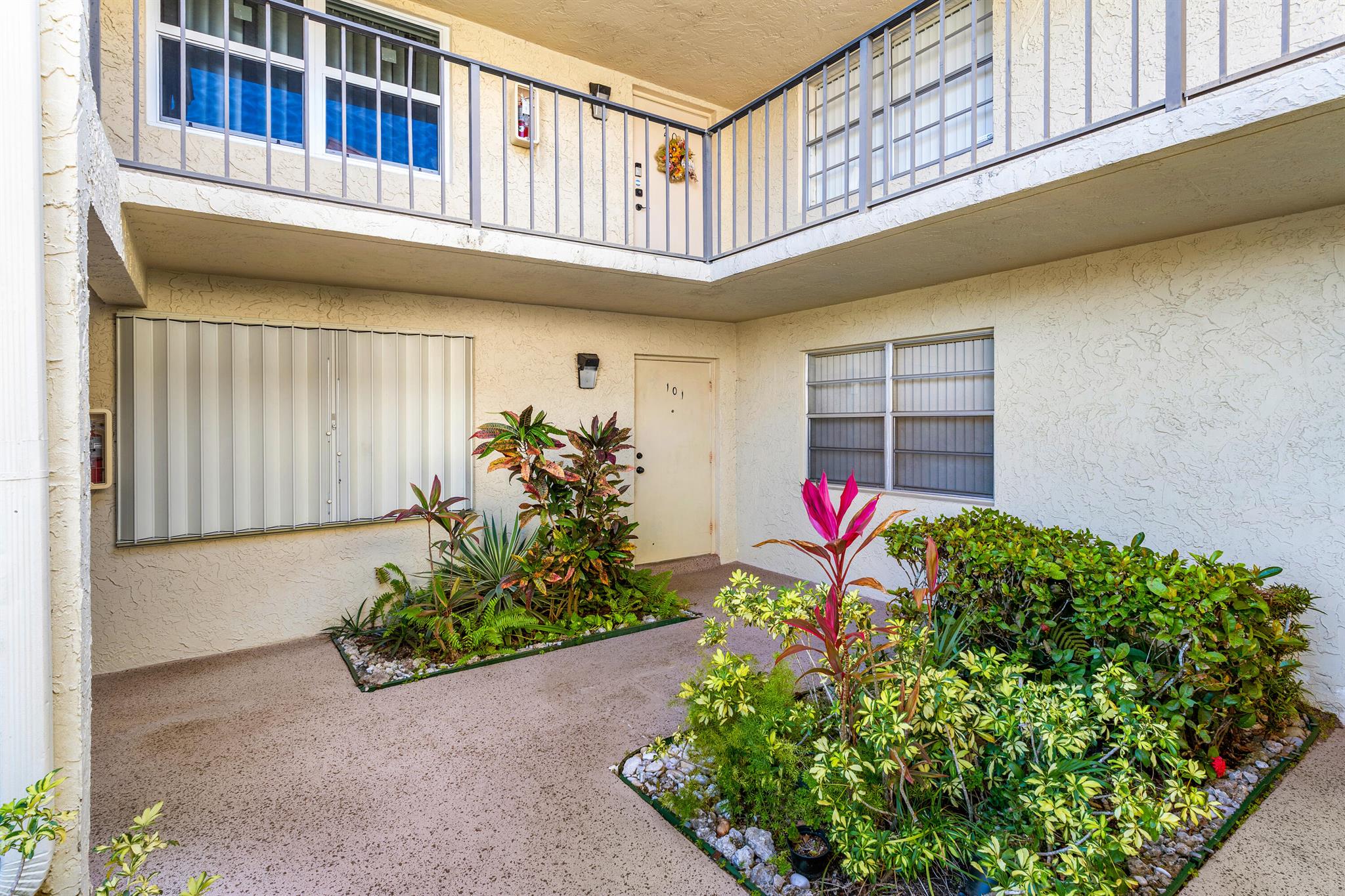 8771 Holly Court 101