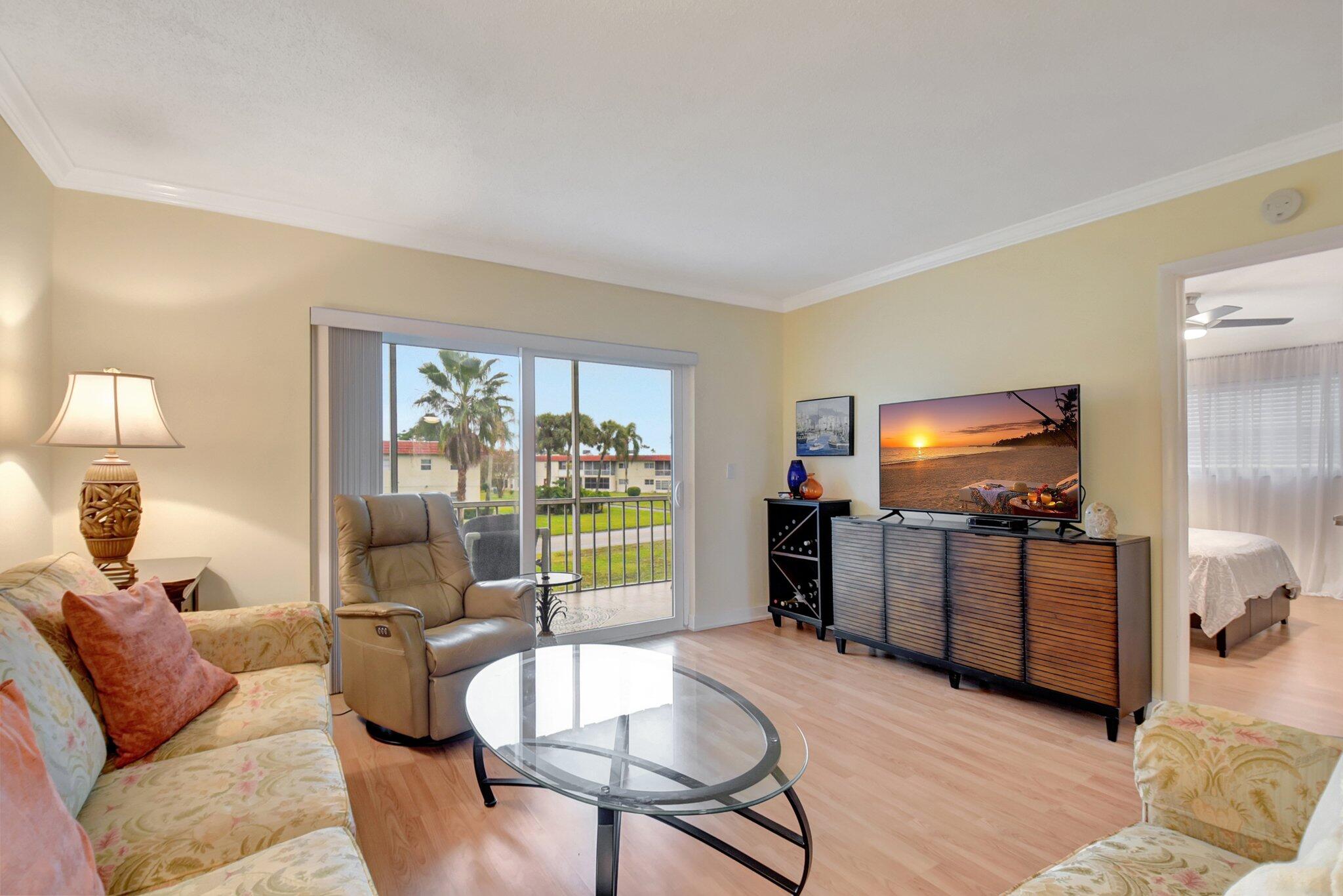 22 Abbey Lane, 208, Delray Beach Unit: 208