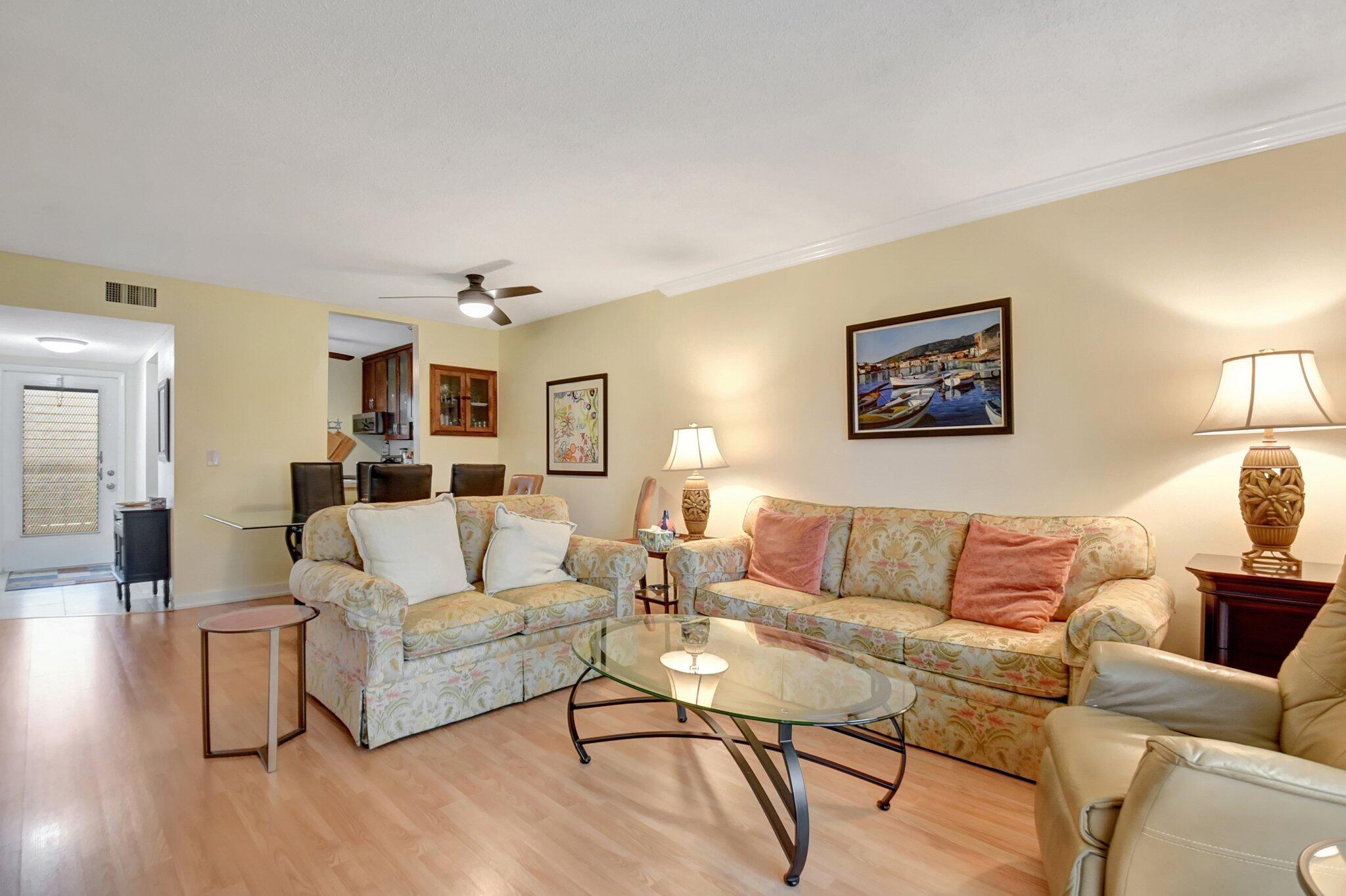 22 Abbey Lane, 208, Delray Beach Unit: 208