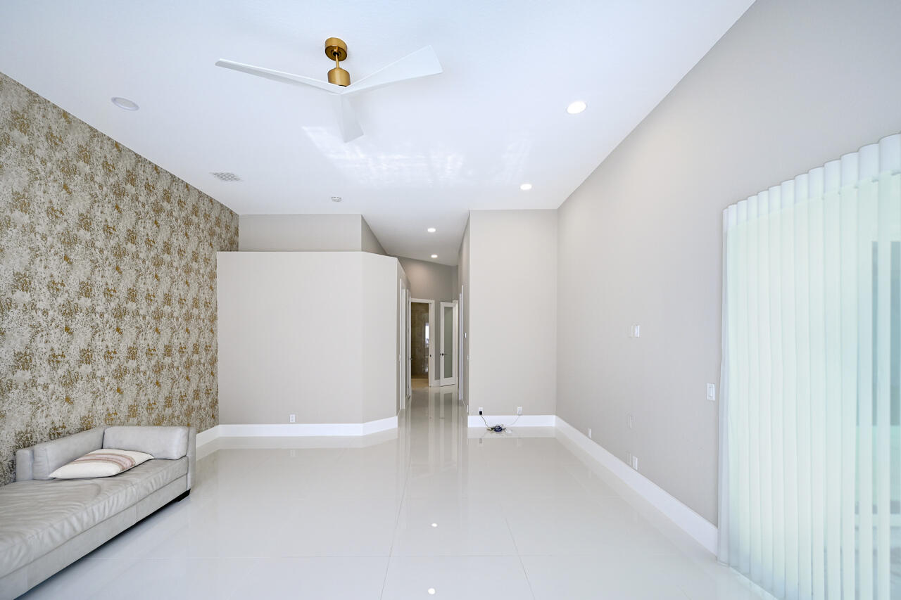 5147 NW 24th Way