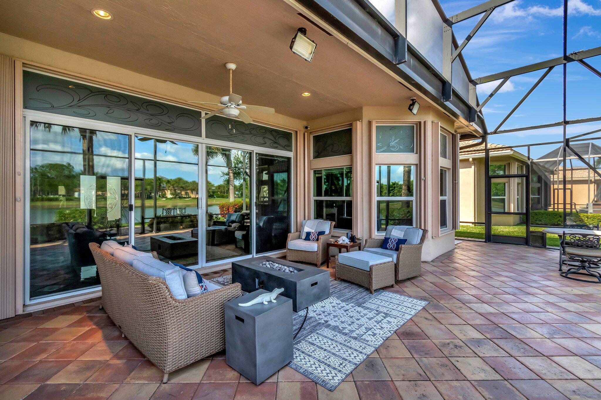 10702 Whitewind Circle, Boynton Beach