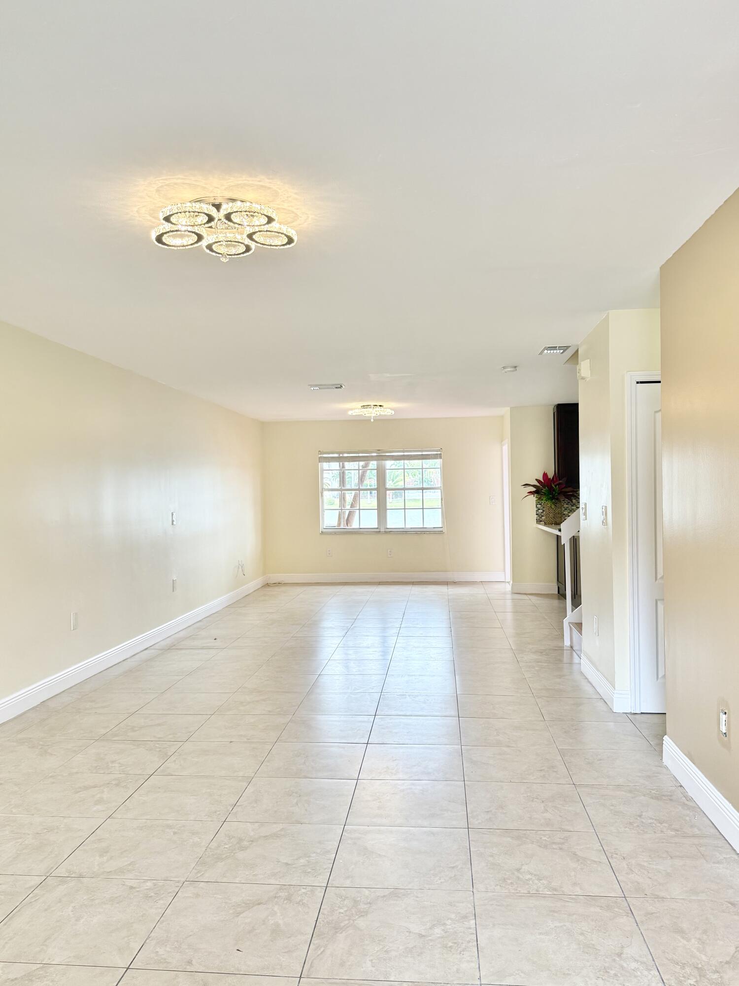 7122 SW 158th Path, Miami