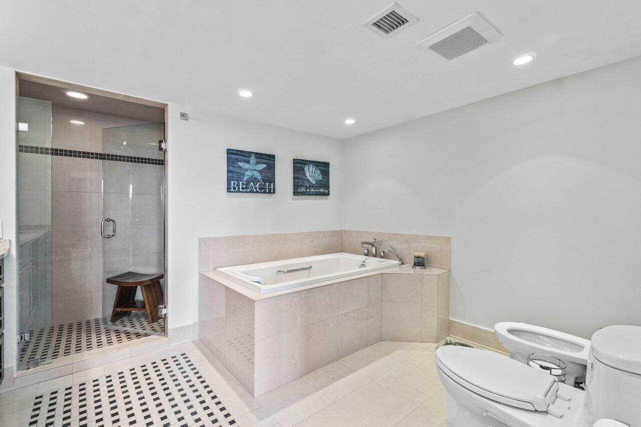 2003 N Ocean Boulevard 302