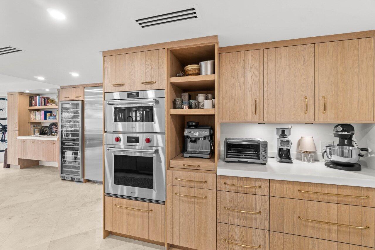 4301 N Ocean Boulevard 201