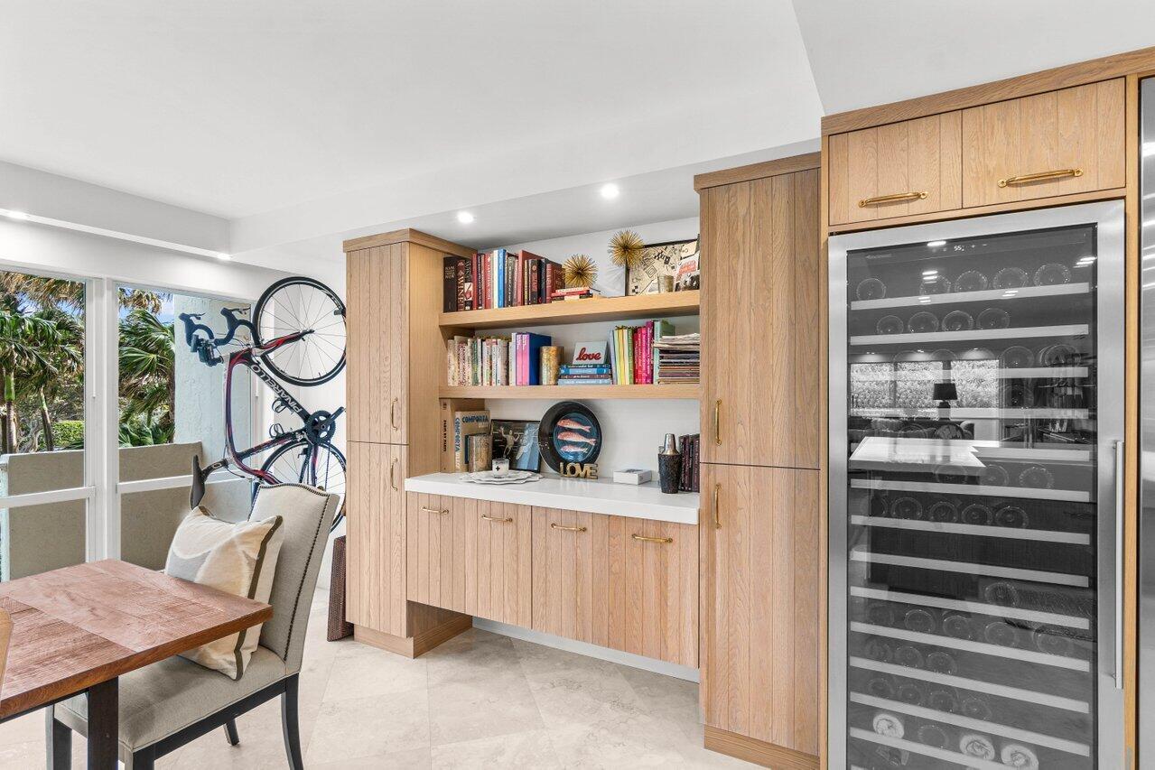 4301 N Ocean Boulevard 201