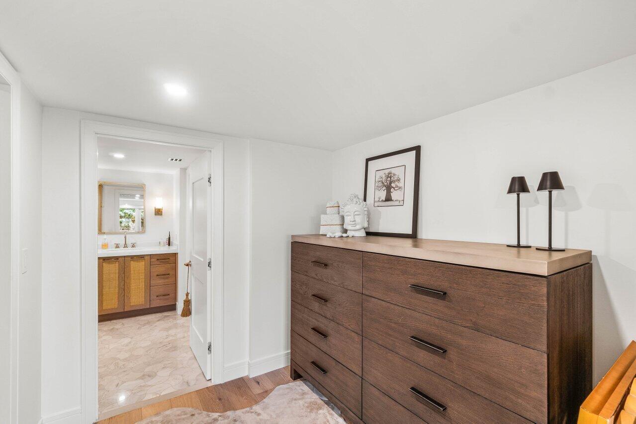 4301 N Ocean Boulevard 201