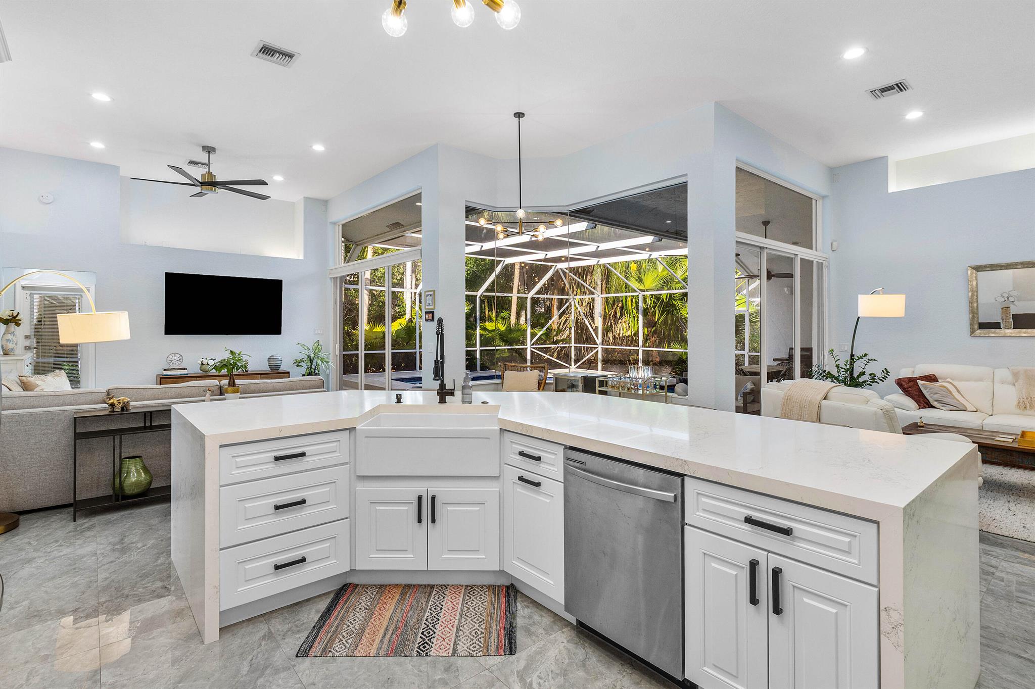 10727 Avenida Santa Ana