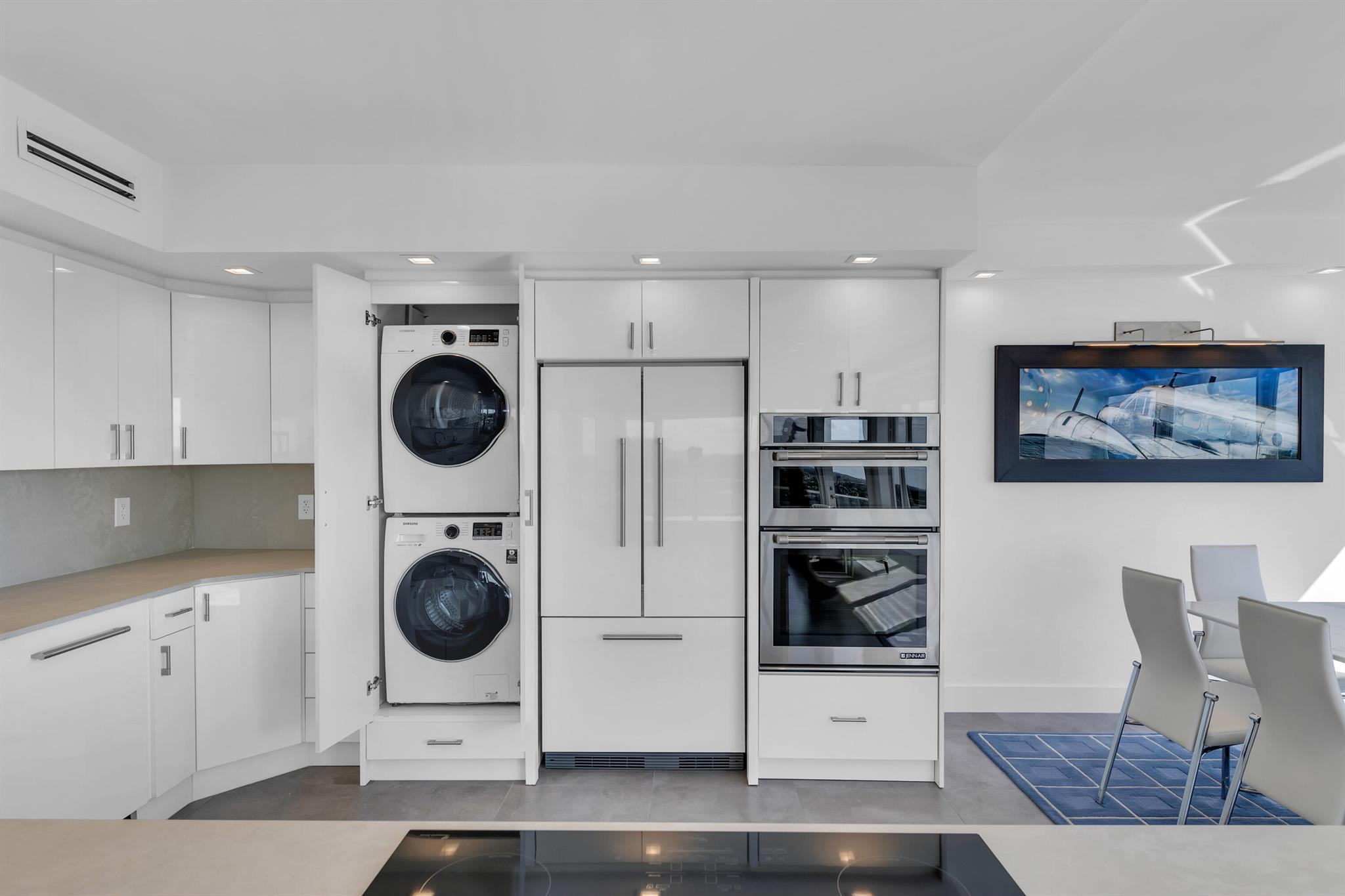 701 E Camino Real 9f