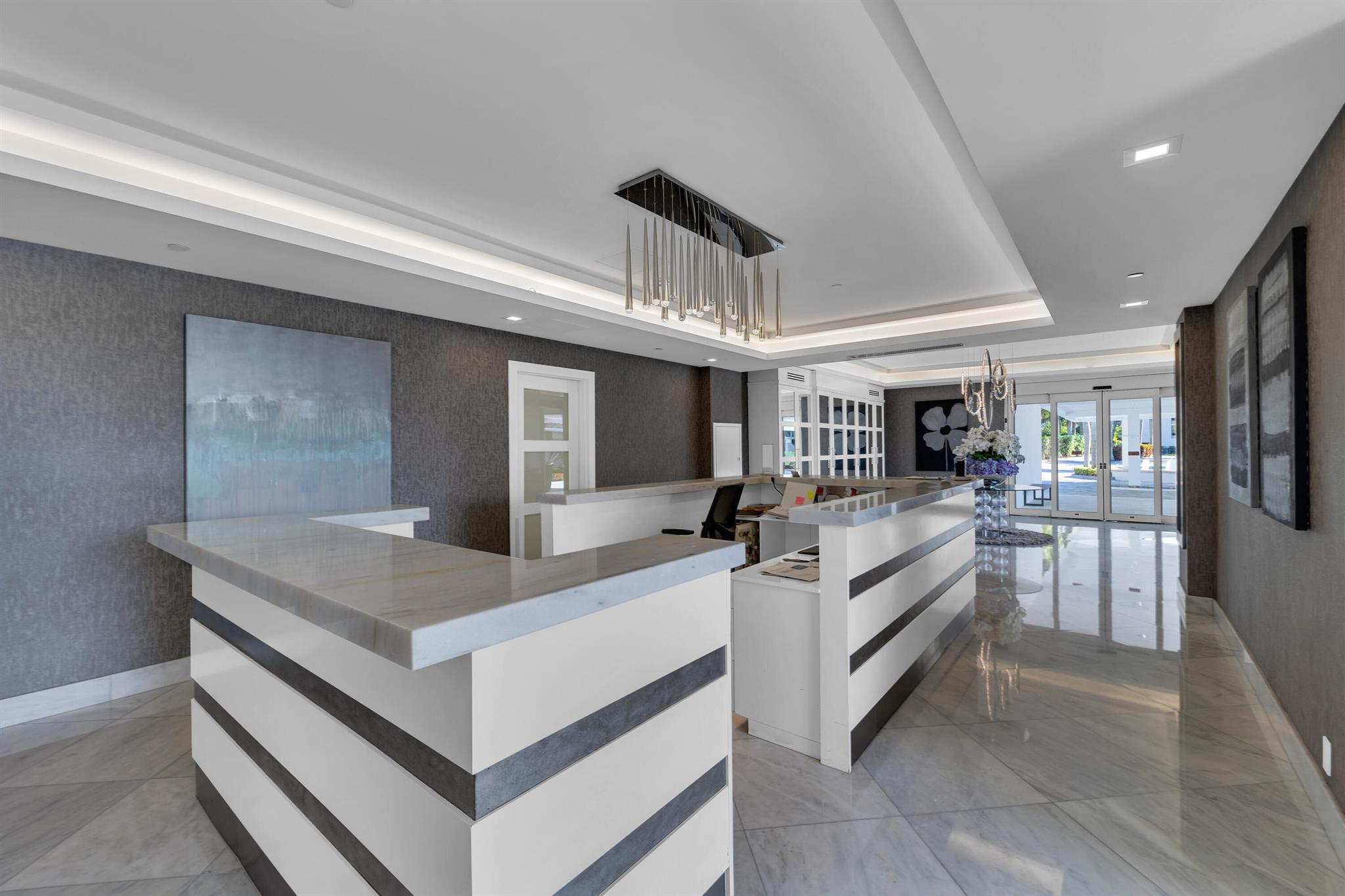 701 E Camino Real 9f