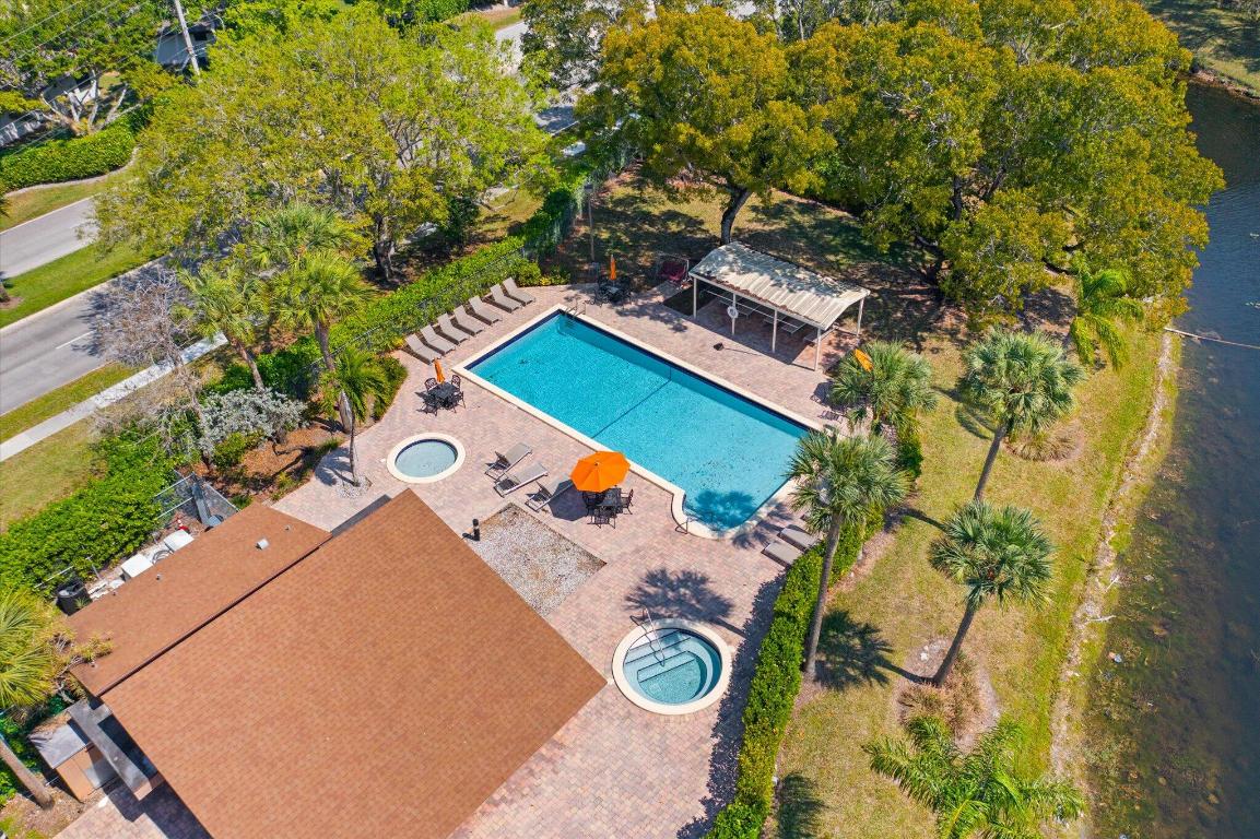 7720 NW 79th Avenue B6