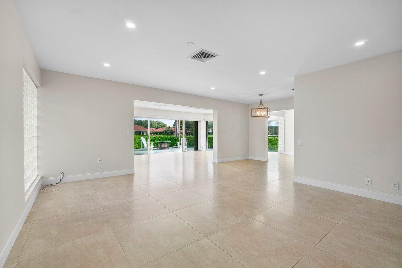 362 Yorktowne Circle
