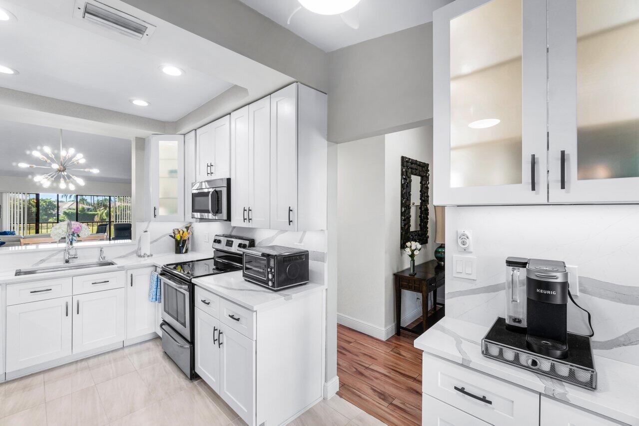 5120 Golfview Court 1722