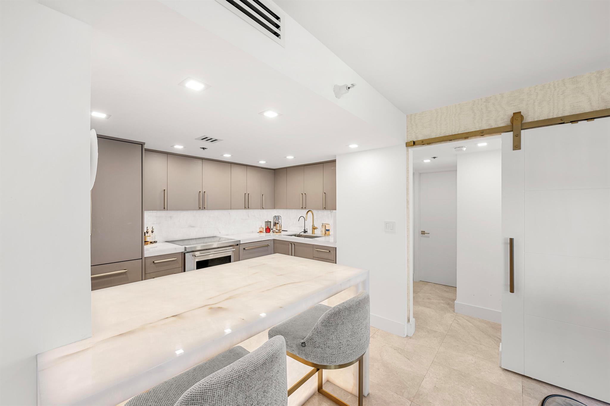 2025 Brickell Avenue 1705
