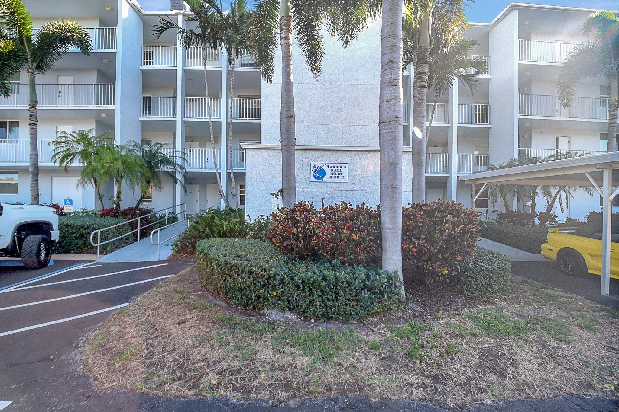 689 NE 6th Court 3070, Boynton Beach Unit: 3070