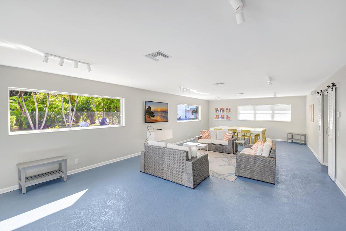 689 NE 6th Court 3070, Boynton Beach Unit: 3070