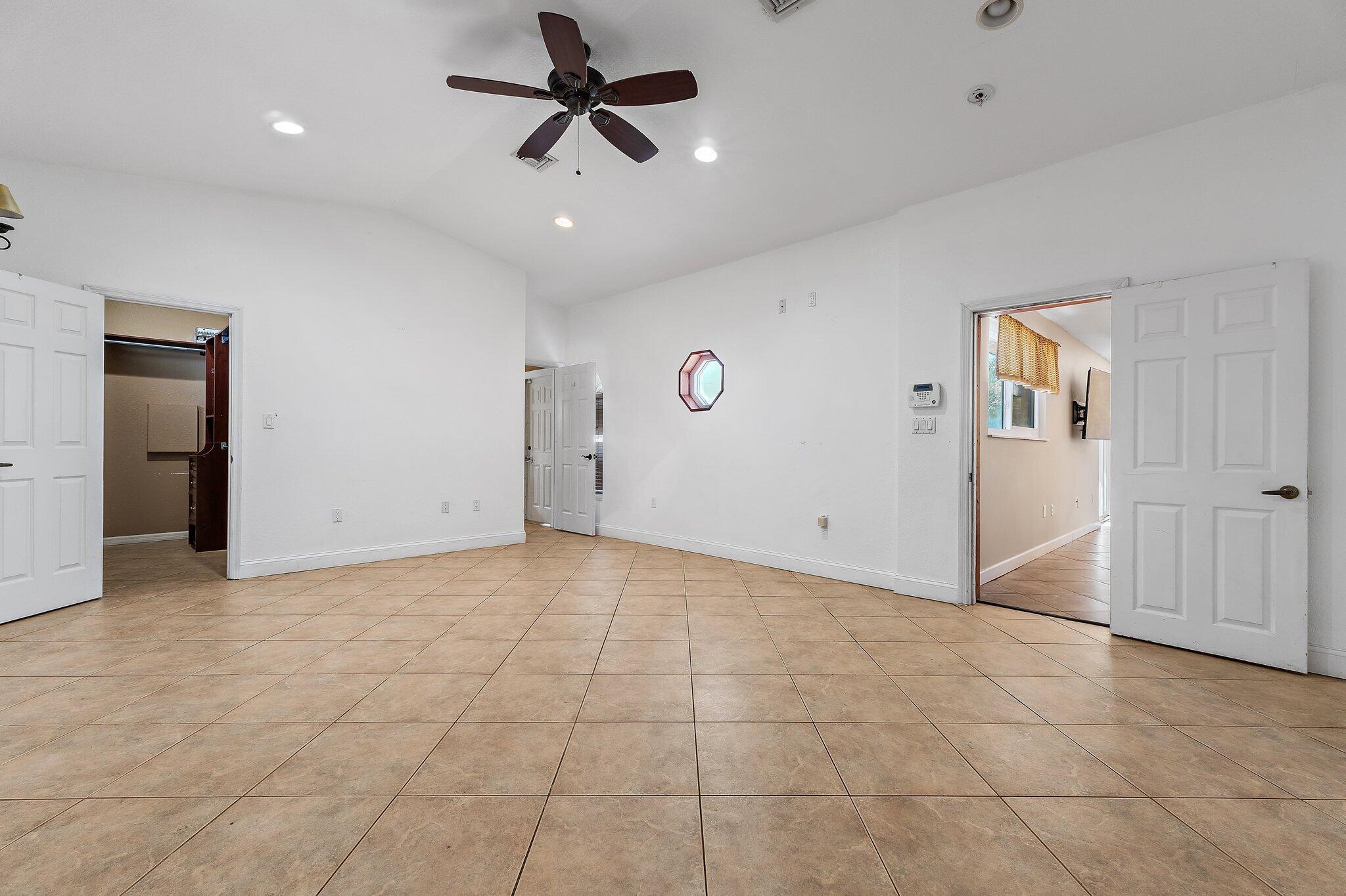 422 SE Lamon Lane